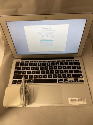 Apple MacBook Air 11in ( 128GB SSD, Intel Core I7-5650U, 2.2GHz