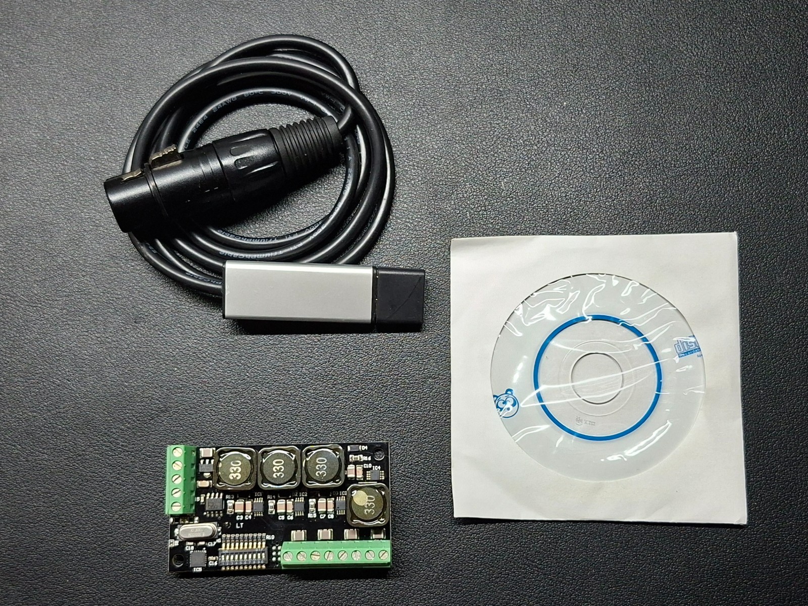 DMX CONTROLLER LED RGBW 700mA con convertitore USB - DMX - 2