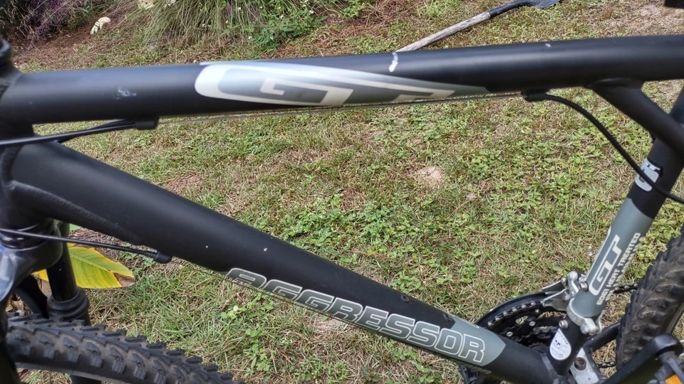 Bicicleta de montaña GT Aggressor 26" SOLO RECOGIDA LOCAL  Foto 3 de 4