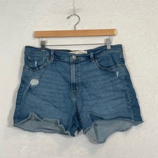 Levi Strauss Signature Blue Distressed Jean Shorts Size 12