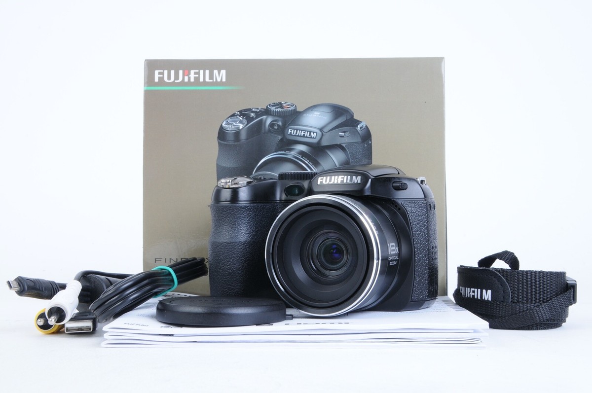 Fujifilm FinePix S2980 (Excellent!) PHOTO JESCHNER buying and