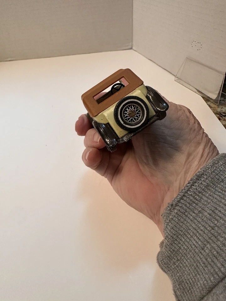 1977 MATCHBOX MODELS OF YESTERYEAR 1:35 SCALE Y-8 BROWN/CREAM 1945 MG TC - Image 3 of 4