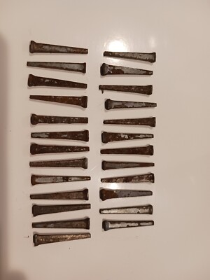 (25) Old Hand Cut 1.5'' Square Head Nails, Rusty,Vintage,Craft. 