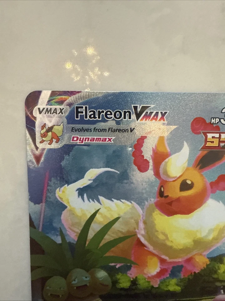 Pokémon TCG Flareon VMAX SWSH180 SWSH Promo Holo Card - JUMBO Size - Image 4 of 4