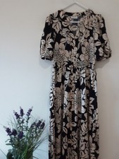 Sussan Maxi Dress Womens Size 8 Short Puff Sleeve Elastic Waist Button Detail