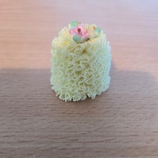 Irish Dresden Vintage Porcelain Thimble Lemon Lace and Flowers 