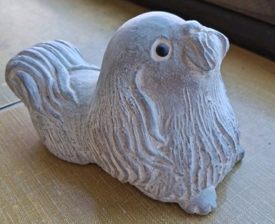 Isabel Bloom Retired Pekingese Stone Concrete Dog Statue  Figurine 6.5''  SIGNED