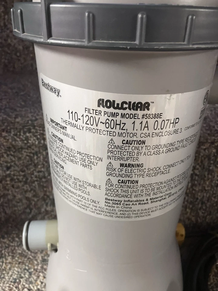 Bestway Flowclear 1,000 Gallons per Hour Above Ground Swimming Pool Filter Pump - Image 2 of 4