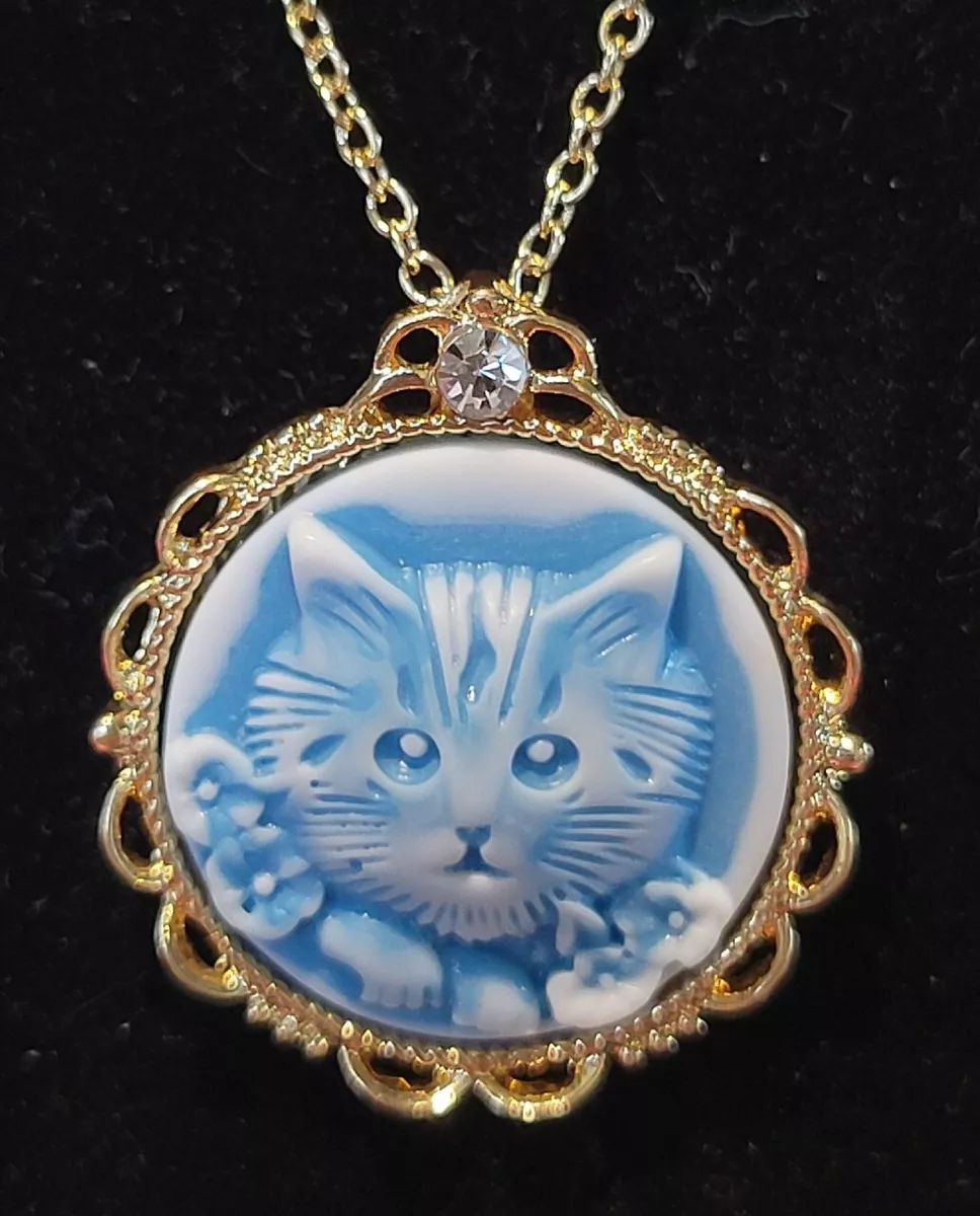 Kitty cat hotsell necklace