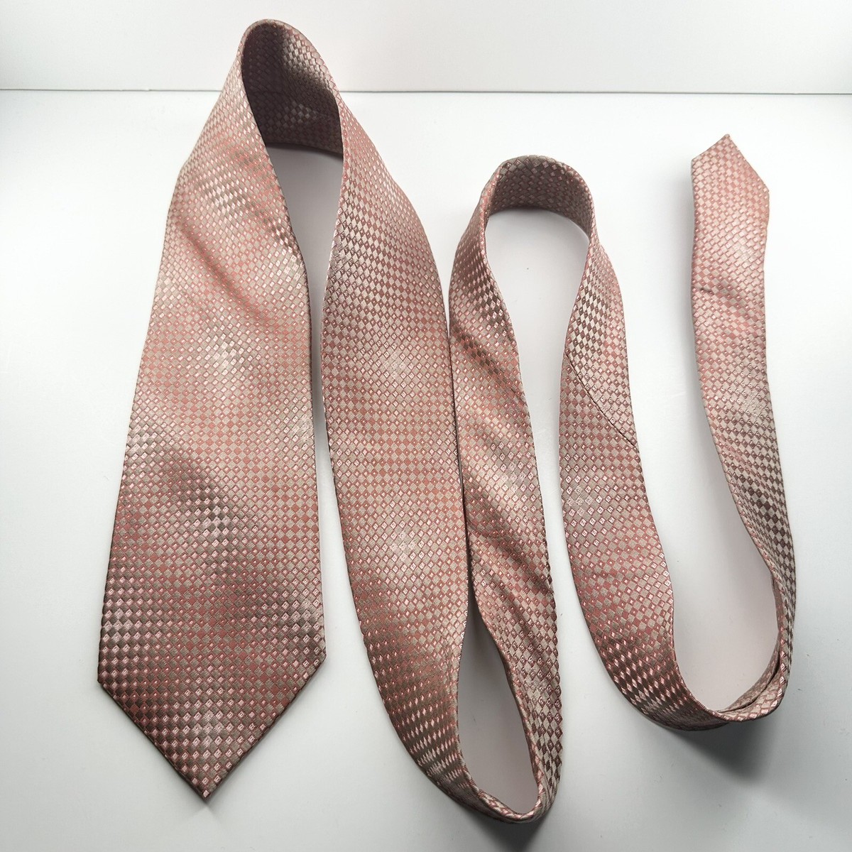 Arrow Mens Tie Necktie Red Gold Geometric Squares Silk Classic