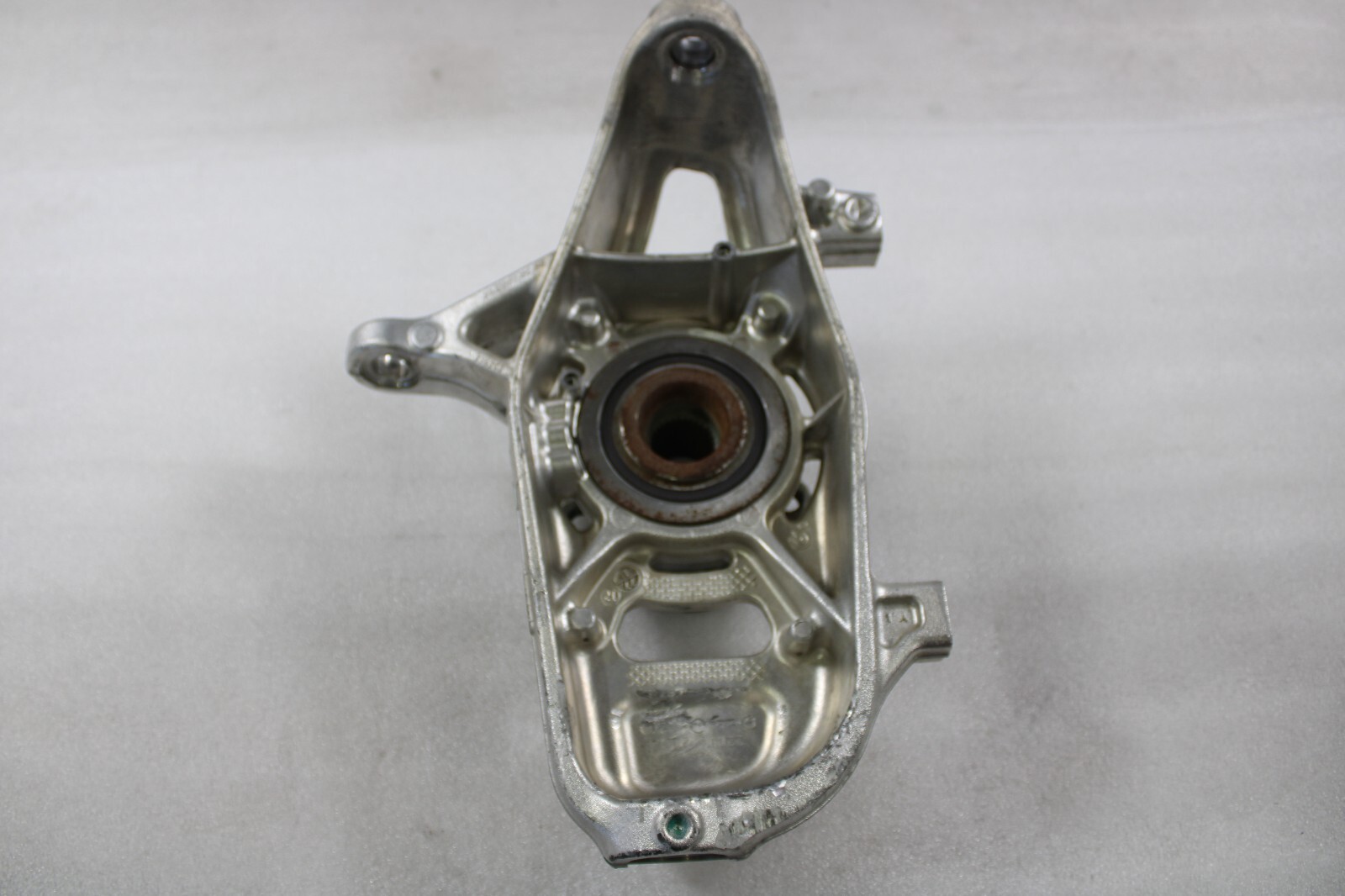 Ferrari F8 Tributo, Spider, RH, Front Spindle Knuckle, w/ Hub, Used, P/N 843904