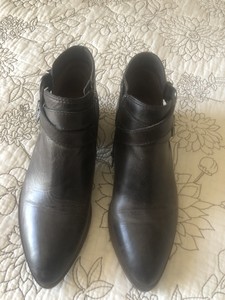 frye ray western shootie