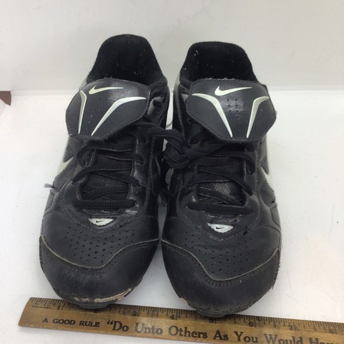 Nike - Young Boys Baseball Cleats Shoes Black & White Size 4Y Used One Season - 第 1/7 張圖片