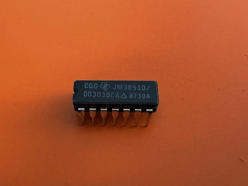 Texas Instruments NAND Gate 4-Element 2-in Bipolar 14 Pin JM38510/00303BCA Qty25 - Image 2 of 4