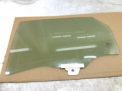 13-19 cadillac xts front right passenger side door window glass