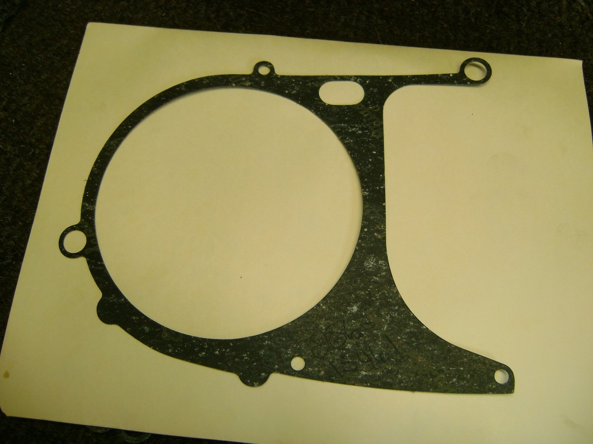 YAMAHA NOS OEM LEFT CRANKCASE GENERATOR COVER GASKET 256-15461