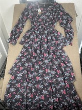 Avzerin 50 Women Long Floral top Size S