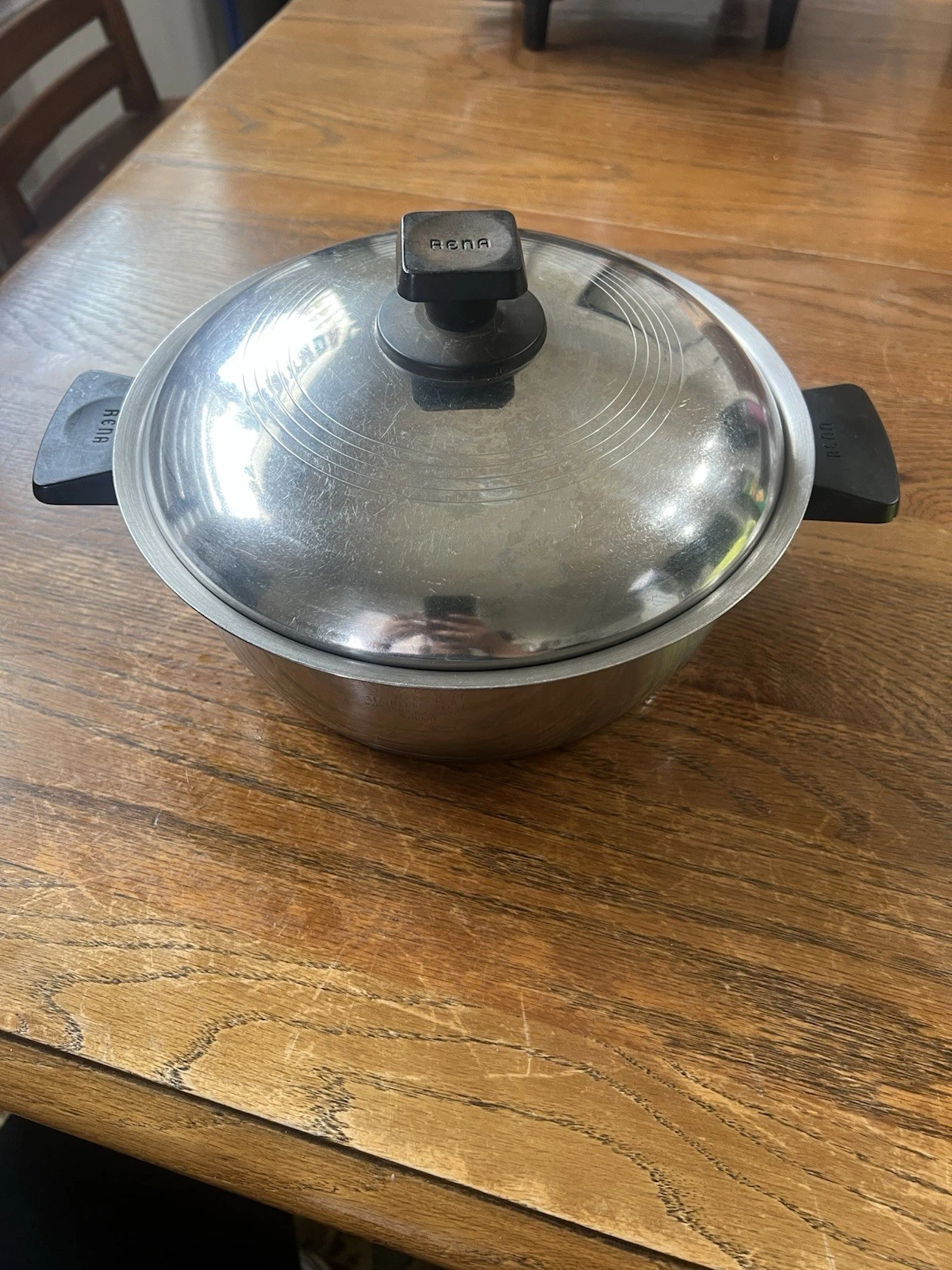 Rena Ware 18-8 Stainless Steel 3 Ply 3 QT 9” Pot W/ Lid