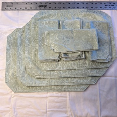 Vintage Damask Pattern Fabric 4 Placemats & 4 Napkins Set Table Linens 8 pieces
