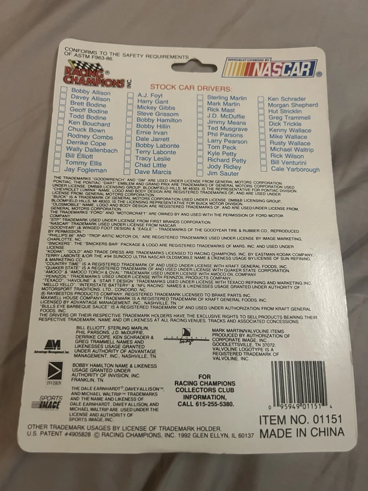 Racing Champions Inc. #7 Alan Kulwicki Foto 2 de 2