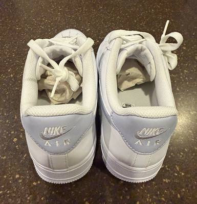Nike Men s White/Gray Air Force 1 Low Top Lace-Up Athletic Sneakers