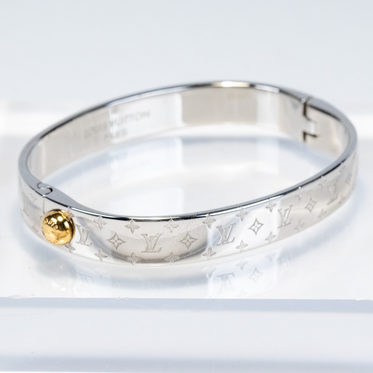 【ルイヴィトン】カフ ナノグラム ブレスレット M00250 シルバー バングル Louis Vuitton LV Nanogram Cuff Bracelet M00250 Bangle Silver Tone