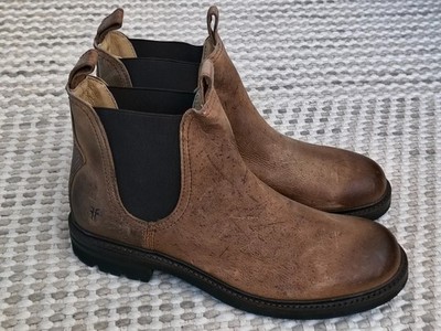NEW Frye Brown Distressed Leather Round Toe Chelsea Boots