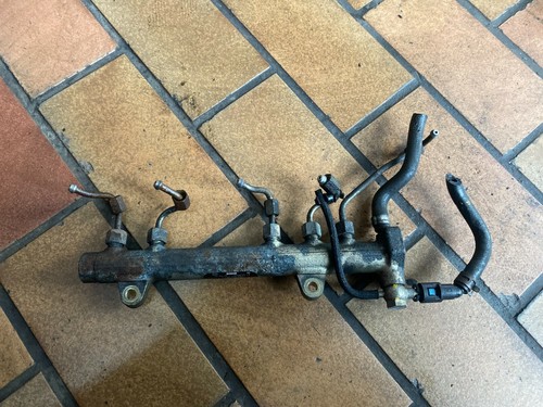 Original Suzuki Wagon R+ Opel Agila A 1.3 CDTI Einspritzleiste Rohr 0445214044
