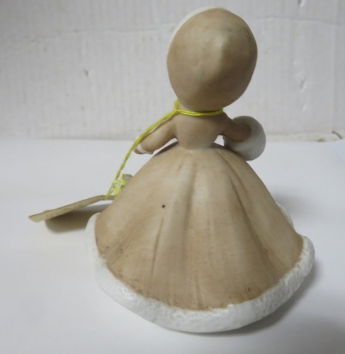 Vintage Josef Originals Winter Muff Girl George Goode January Figurine w/ Tag - Picture 5 of 7