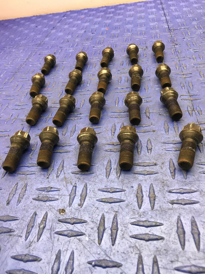 BMW 530I G30 2017 2018 2019 2020 JUEGO DE TUERCAS DE LLANTA 20 PIEZAS OEM Foto 4 de 4