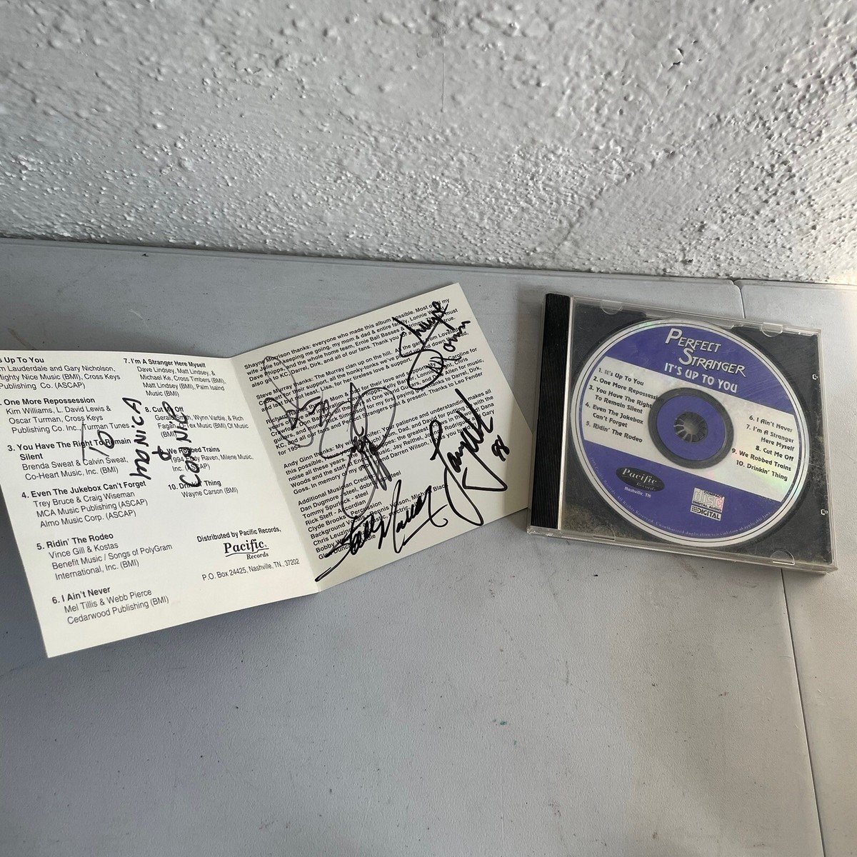 CD　M-PACT!　It’s All About Harmony!　サイン入り Perfect Stranger Complete Band Autograph CD Booklet Signed Its Up