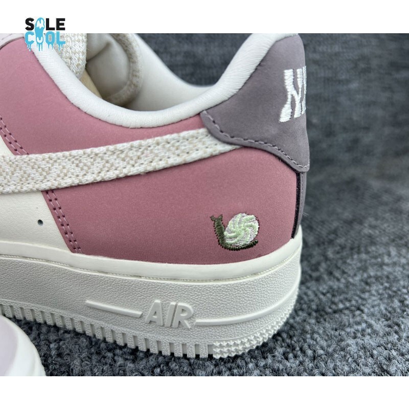 Nike Wmns Air Force 1 07 LX AF1 Mushroom Casual Shoes