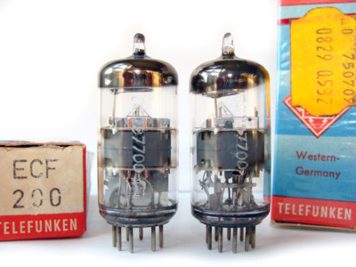 ONE ECF200/6X9 TELEFUNKEN NOS DIAMOND Tube Valve Röhre Lampe