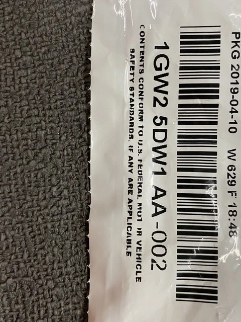 1GW25DW1AA OEM 2007-10 DODGE AVENGER Visera Soporte CLIP Foto 4 de 4