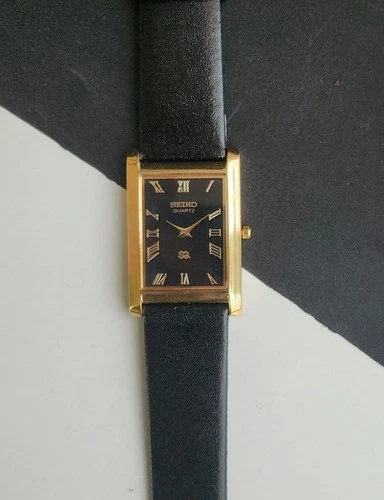 Vintage Seiko Slim Quartz Black Face Gentlemen's Wrist Watch - FREE SHIPPING