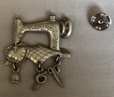 COLLECTIBLE ANT LCDC SEWING MACHINE PIN W THIMBLE MEASURING TAPE SCISSORS CHARMS