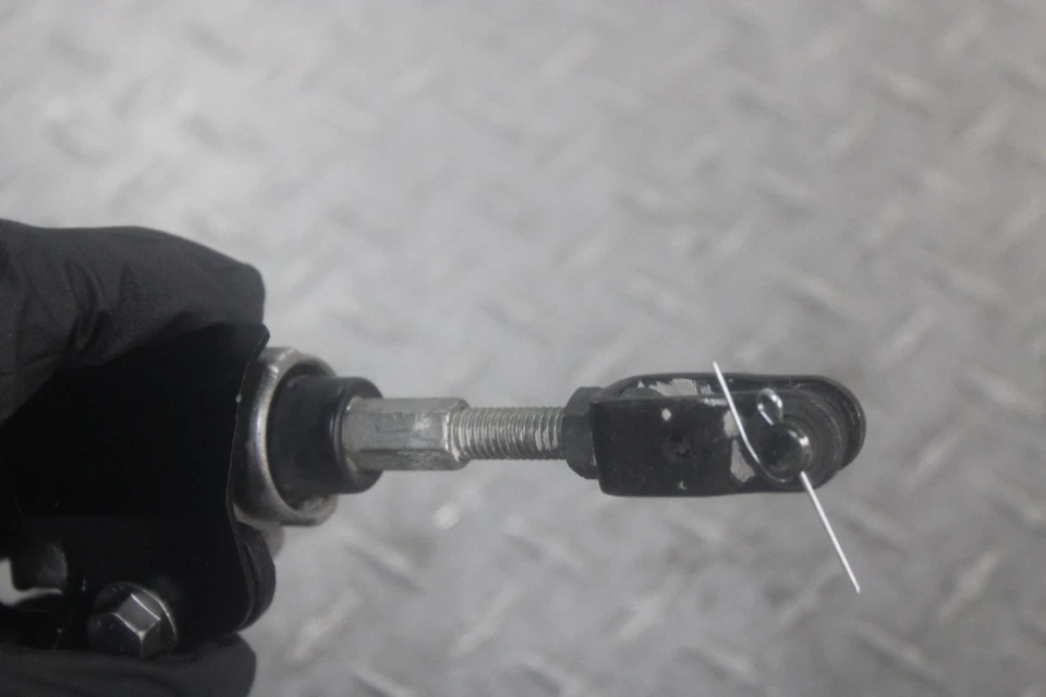 Yamaha V Star XVS1300CT 2007 Tourer freno trasero cilindro maestro 3D8-2583V-00-00 Foto 4 de 4