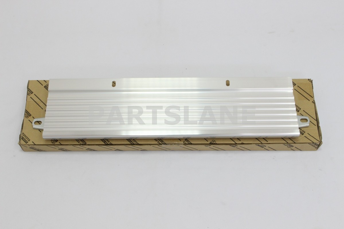 Toyota Land Cruiser BJ73 FJ75 GRJ7 OEM Genuine Rear Bumper Step