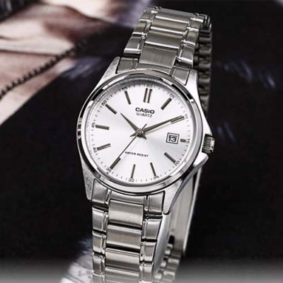 Casio Women's Watch Metal Band Silver Original New LTP-1183A-7A