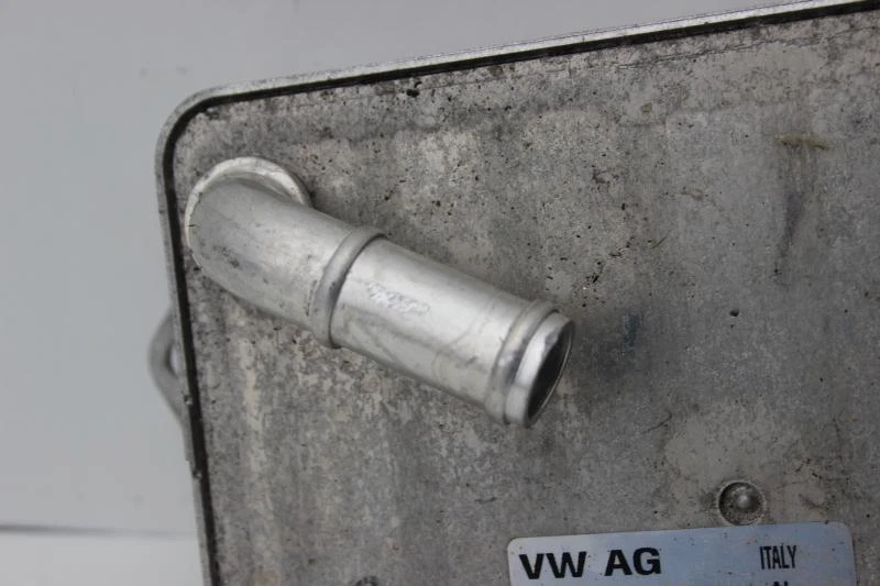 Enfriador de aceite AUDI A3 16 17 18 Foto 3 de 4