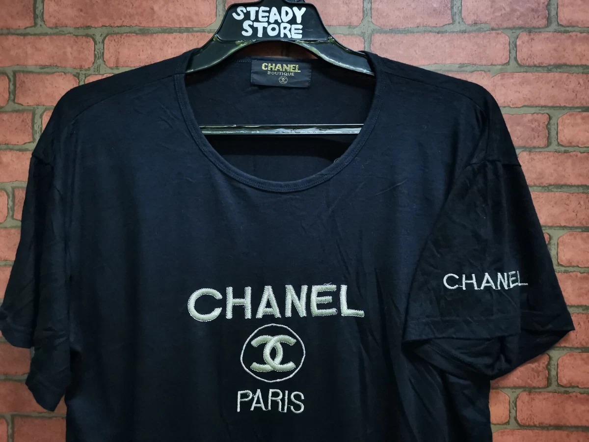 VINTAGE CHANEL BOUTIQUE BIG GOLD LOGO BLACK TOPS T SHIRT RAYON