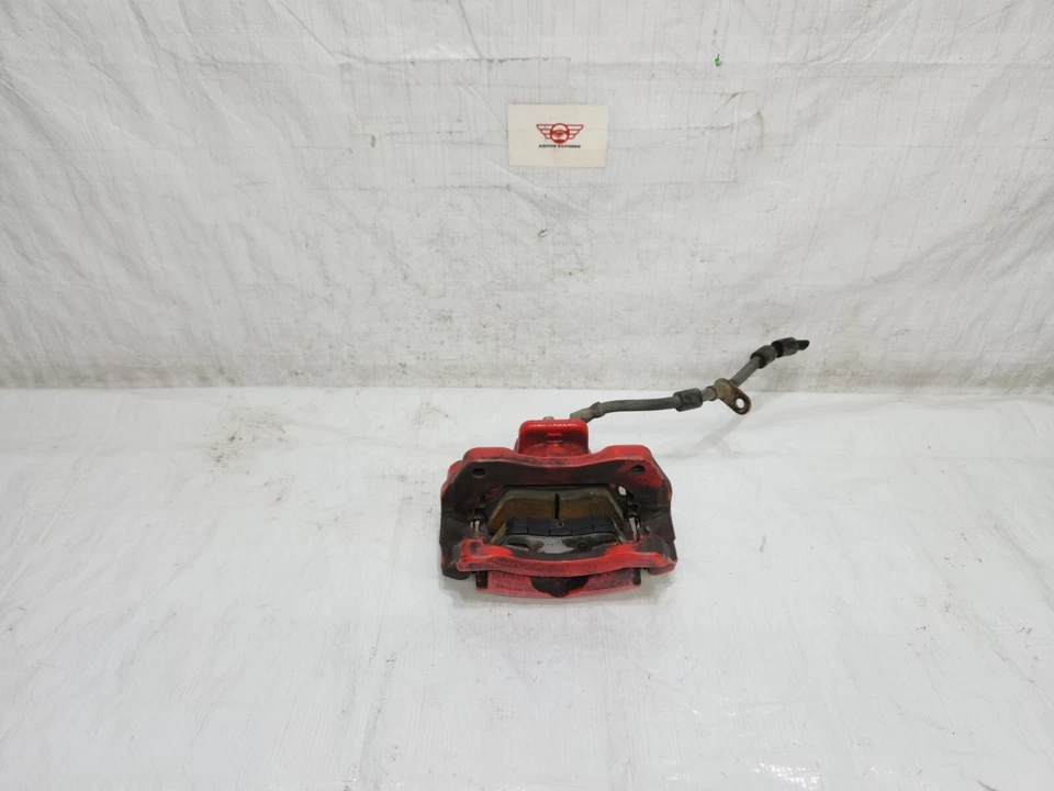 Pinza de freno del lado del pasajero delantero derecho Ford Fiesta 2014-2019 OEM roja Foto 3 de 4