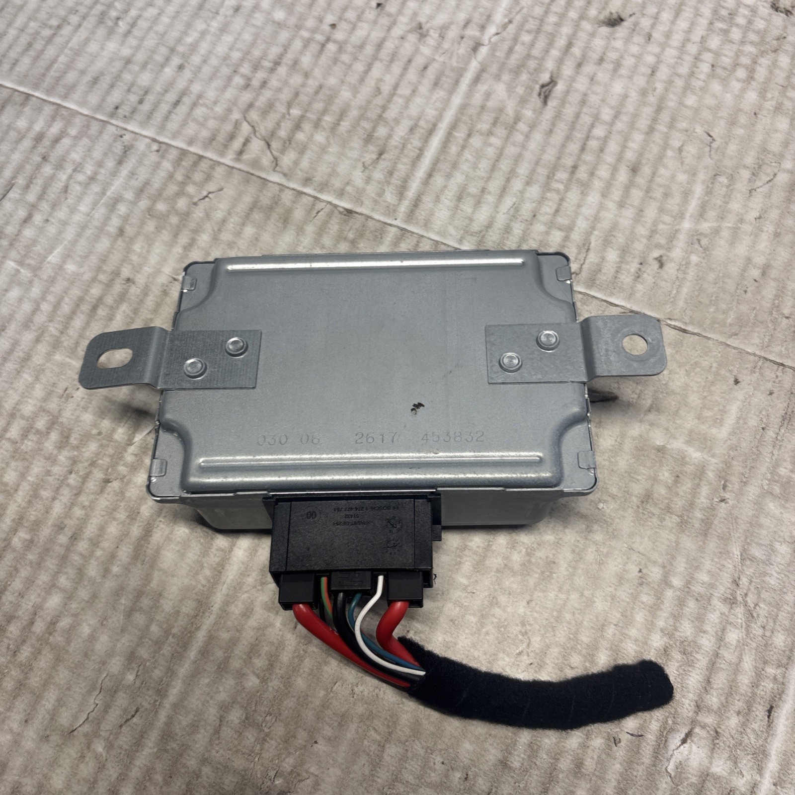 14-22 Maserati Levante Ghibli Voltage Stabilizer Power Inverter Module OEM