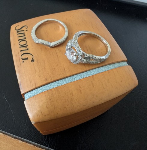 Simon G 18K White Gold Diamond Ring Set