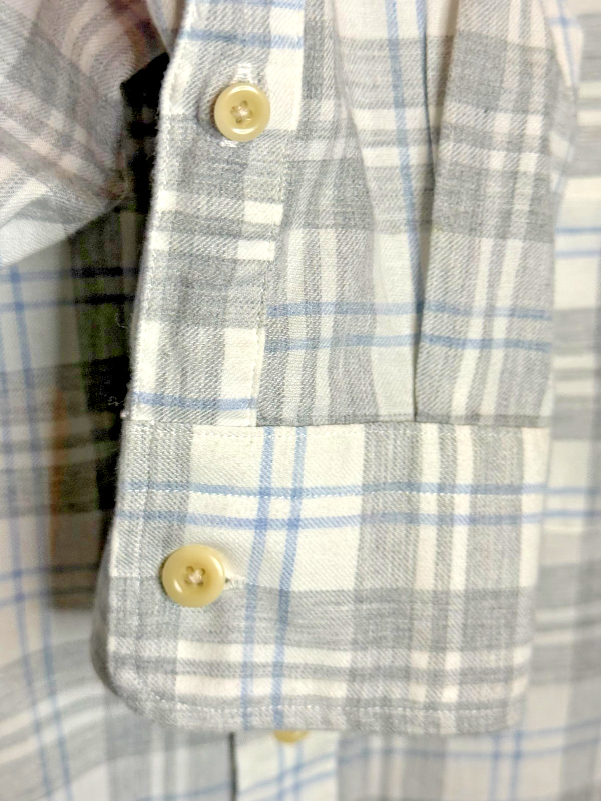 Faherty FeatherweightFlannel Button Up Down Shirt… - image 7