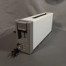 Vtg Proctor Silex White Toaster 2 Slice Long Slim Design Model T2800K
