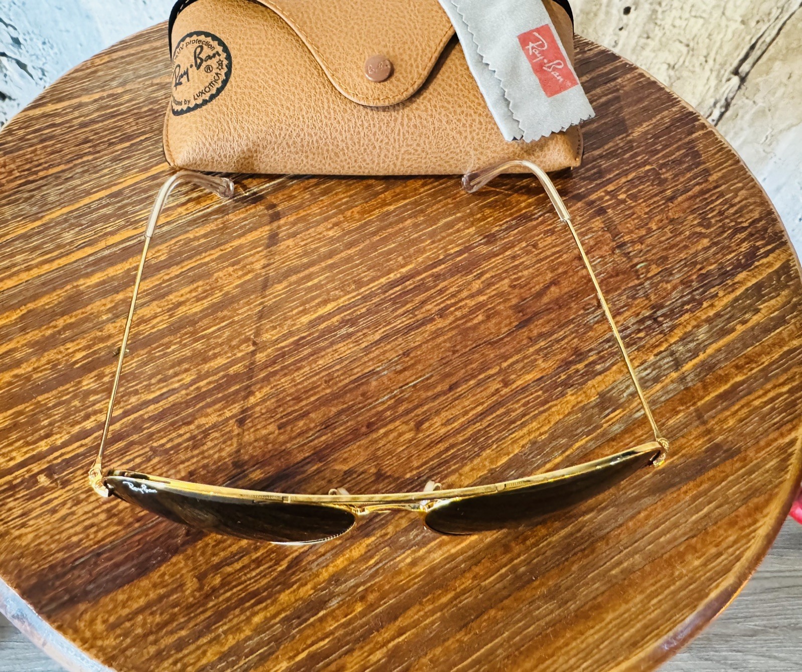 Ray ban aviator sunglasses ,3026, 62mm Large, Gold Frame/ Green Lens.