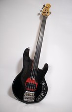  1979 Music Man StingRay Fretless 4 corde basso in nero, palla pre-ernie 