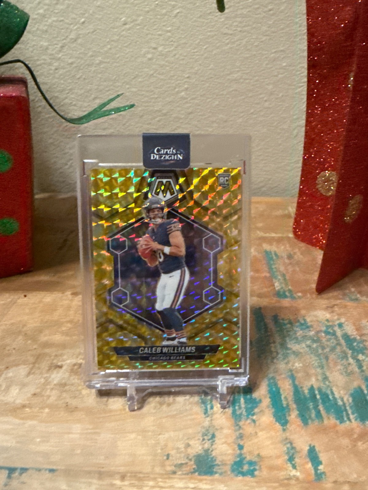 2024 Panini Mosaic - Rookies Caleb Williams #301 Reactive Yellow Mosaic Prizm...