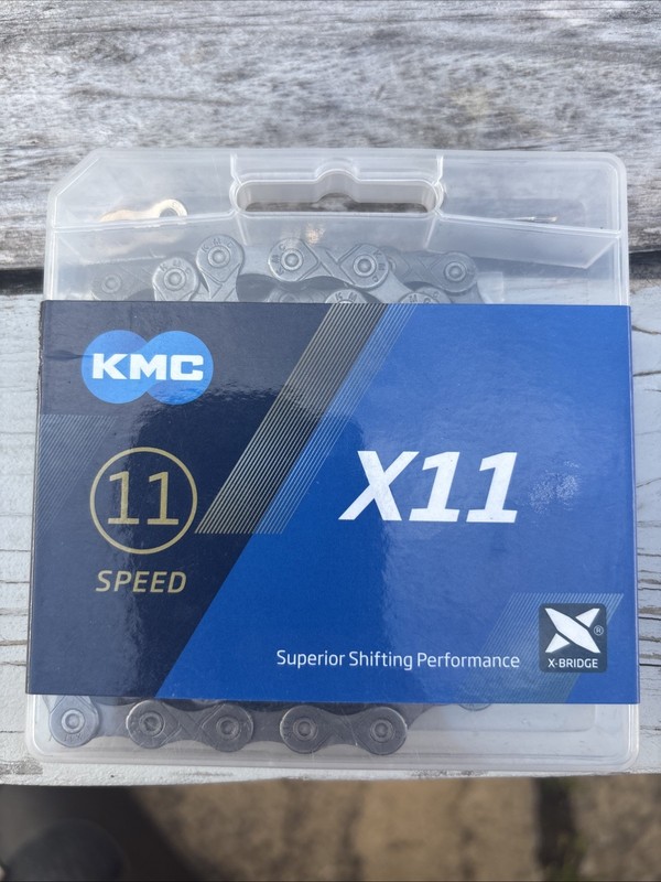 KMC X11 11-Speed Chain | New! Quick link 